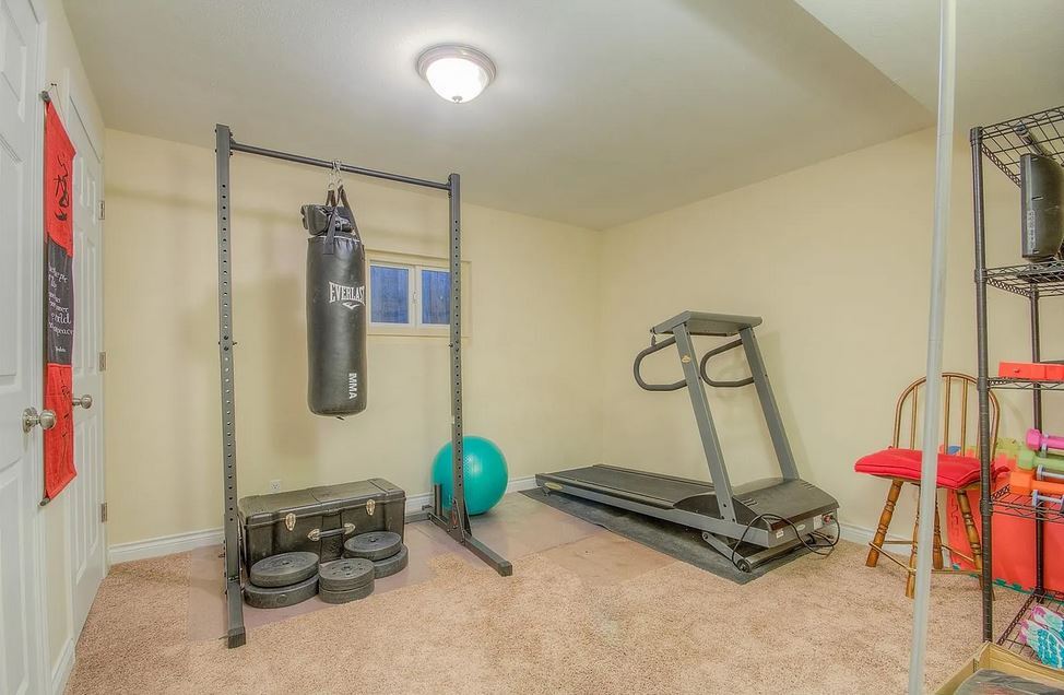 basement 3rd bedroom - 13963 E Jewell Ave