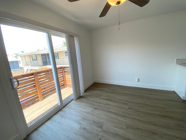 Building Photo - 4410 Highland Ave