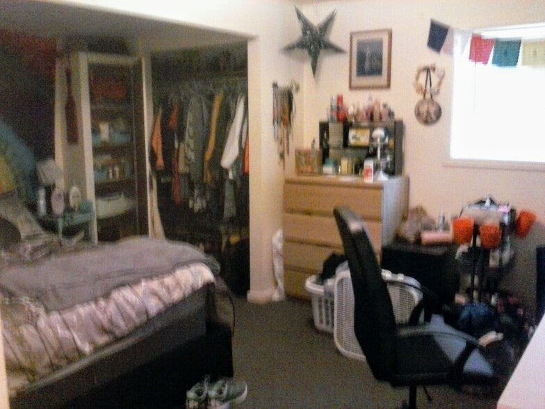 Building Photo - 2909 NW Fillmore Ave