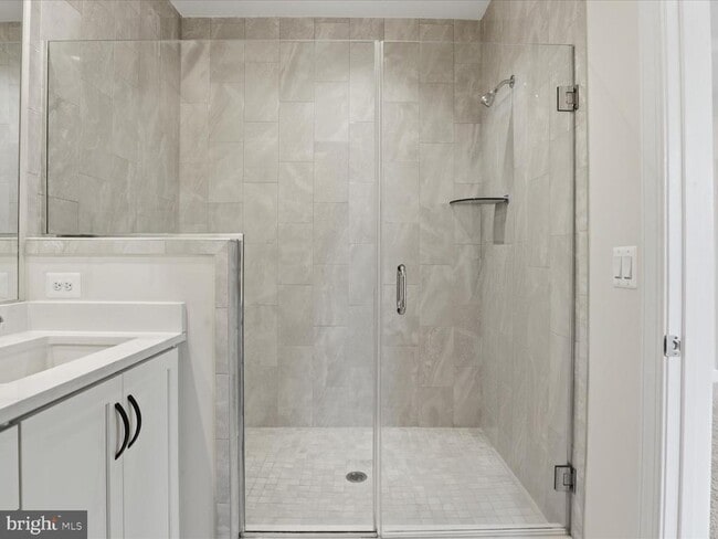 Building Photo - 20305 Savin Hill Dr