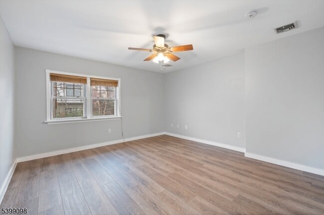 Building Photo - 21 Personette St