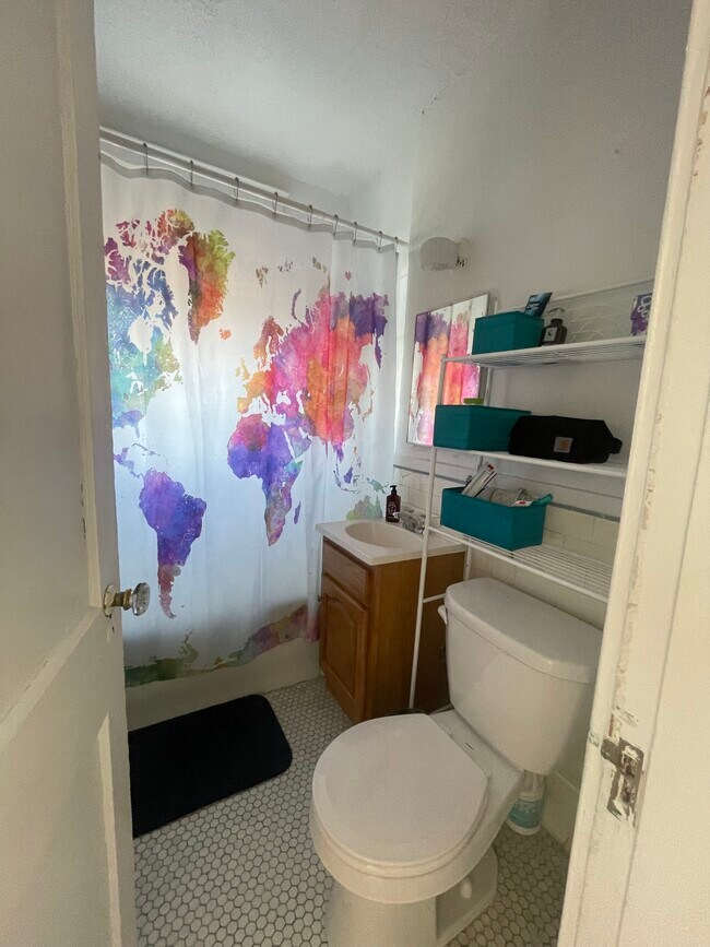 Building Photo - 1677 Commonwealth Ave