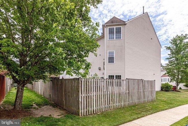Building Photo - 13600 Rumsey Ct