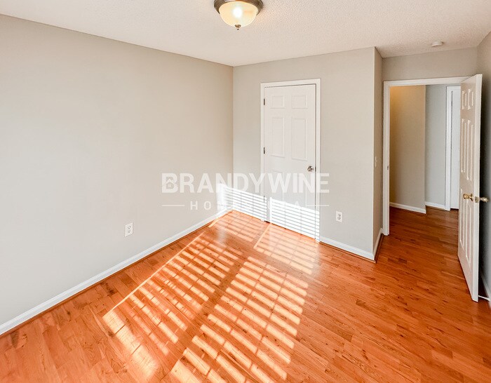 Building Photo - 3612 Janna Ln SW