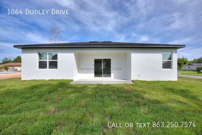 Building Photo - 1064 Dudley Dr