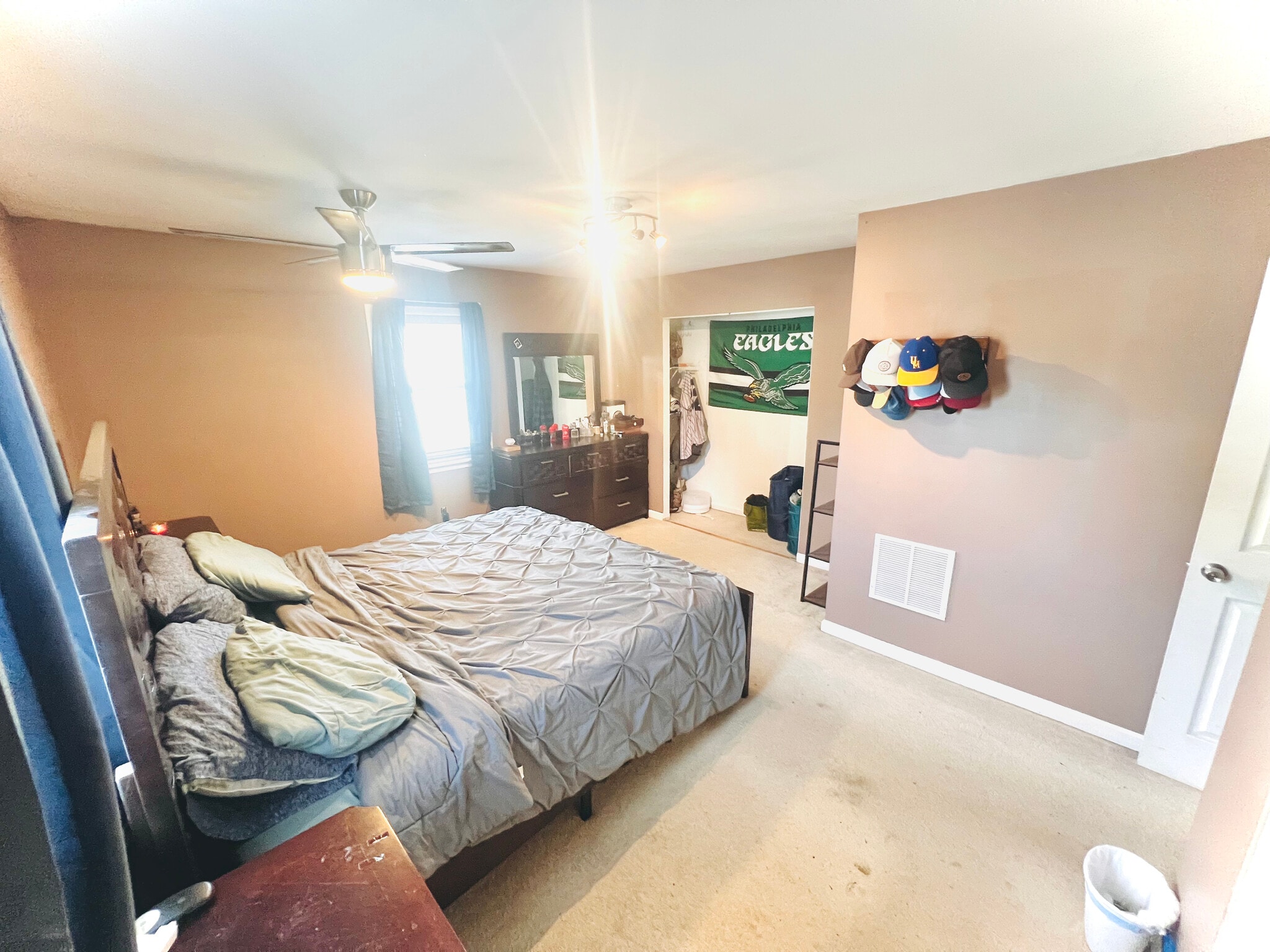 Building Photo - 515 N York Rd