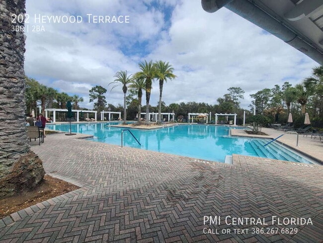 Building Photo - 202 Heywood Terrace