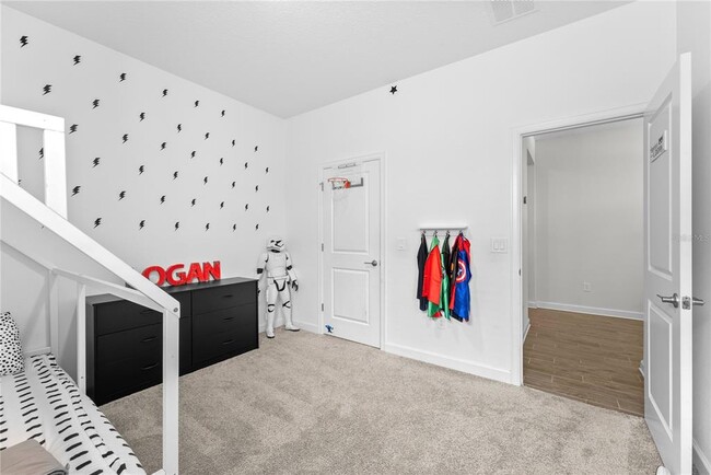 Building Photo - 2926 Wordsmith Rd