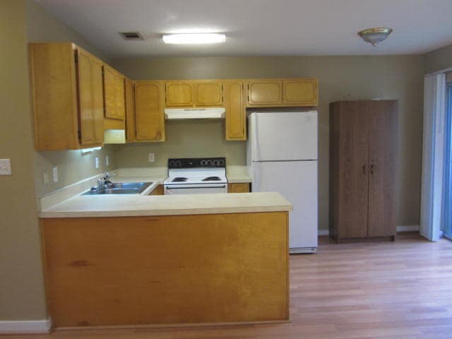 Building Photo - 1145 46th St