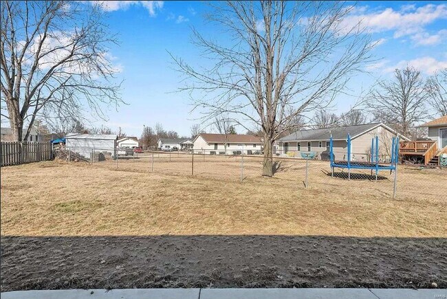 Building Photo - 1079 Crestwood Ln