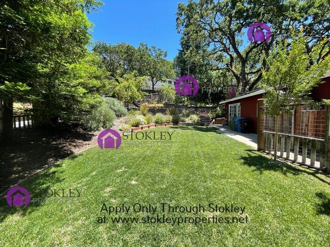 Building Photo - 149 Alegra Ln