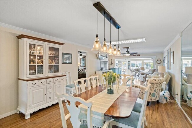 Building Photo - 355 Boca Ciega Point Blvd S