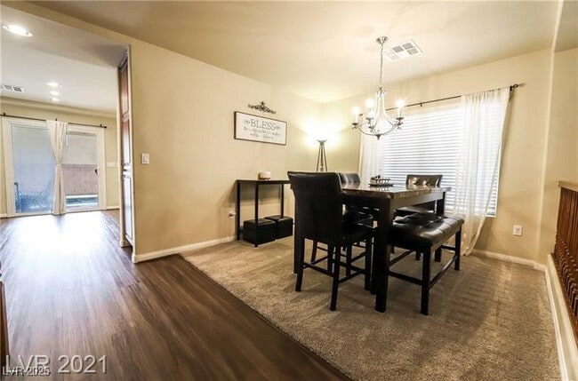 Building Photo - 8450 W Sapphire St