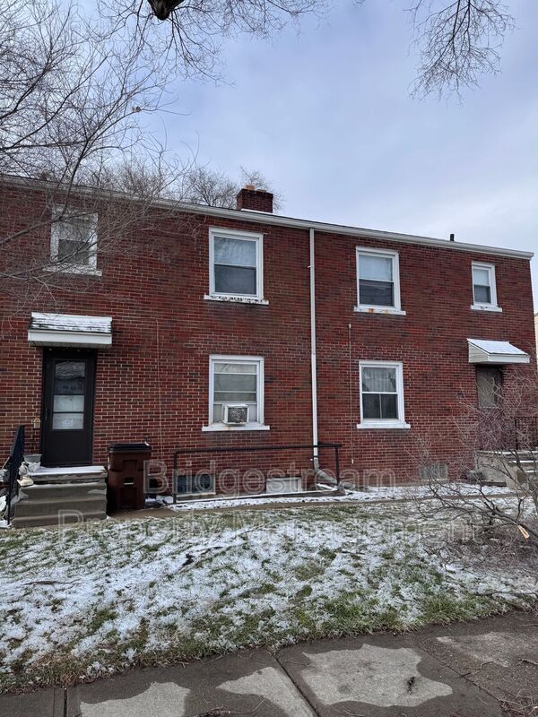 Building Photo - 506 Middle St