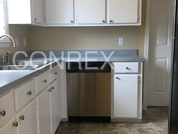 Building Photo - 38 Camp Creek Dr