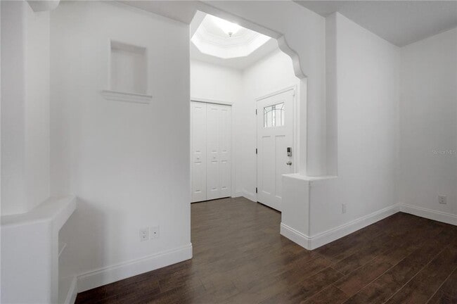 Building Photo - 6503 N 22nd St