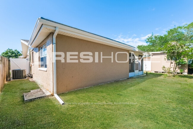 Building Photo - 7301 Moravian Dr