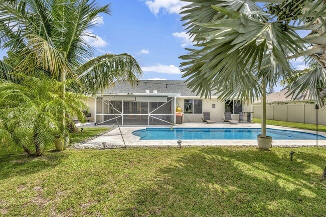 Building Photo - 1104 Jackpine St