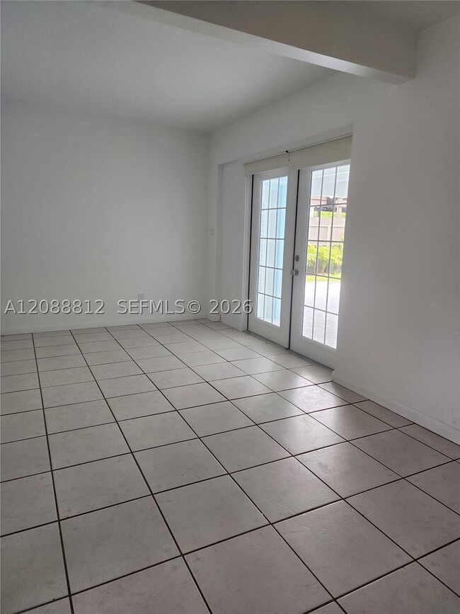 Building Photo - 9301 SW 54th St