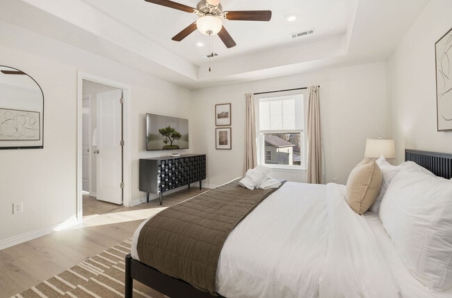 Building Photo - 3813 W Pawnee Rd