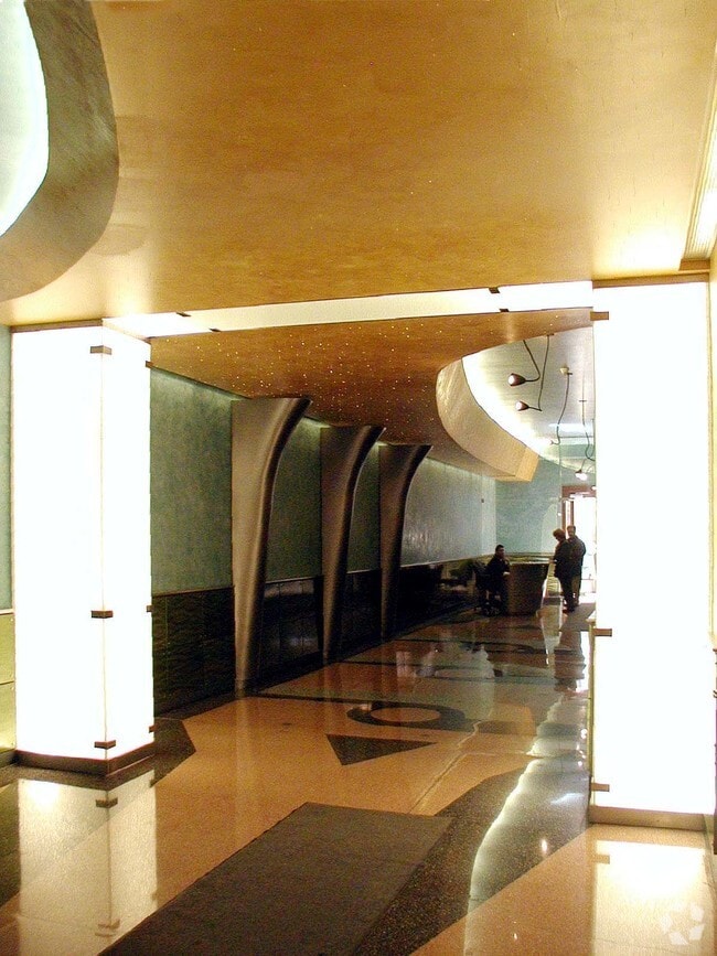 Lobby photo - 21 Astor Pl