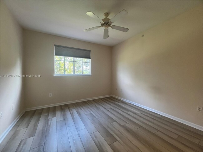 Building Photo - 2056 Alta Meadows Ln