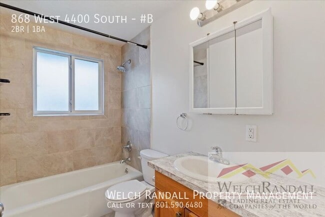 Building Photo - 868 N 4400 W