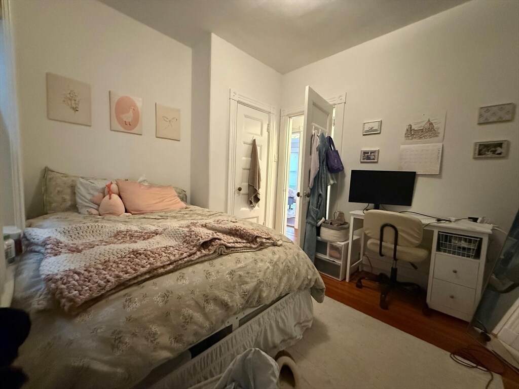 Building Photo - 98 Cypress St