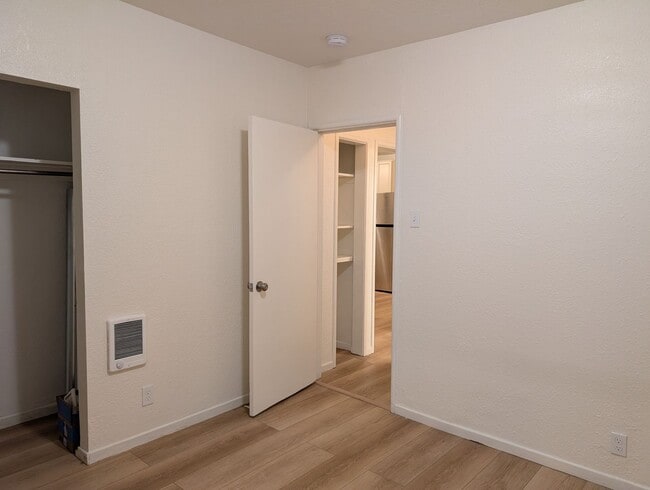 Building Photo - Newly Remodeled 2BR Home in Oakland’s Frick Neighborhood