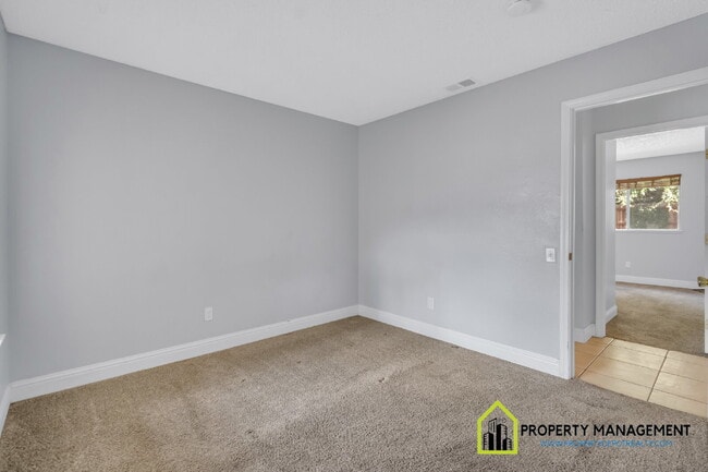 Building Photo - Remodeled 4-Bedroom Retreat with Large Backyard