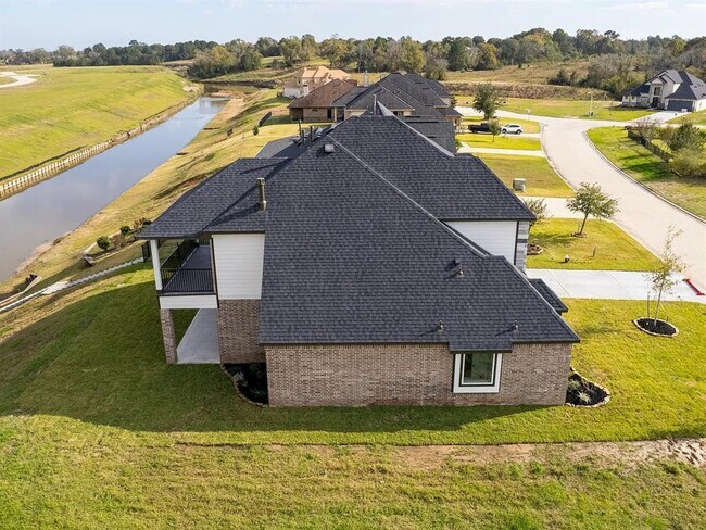 Building Photo - 216 Waterstone Dr