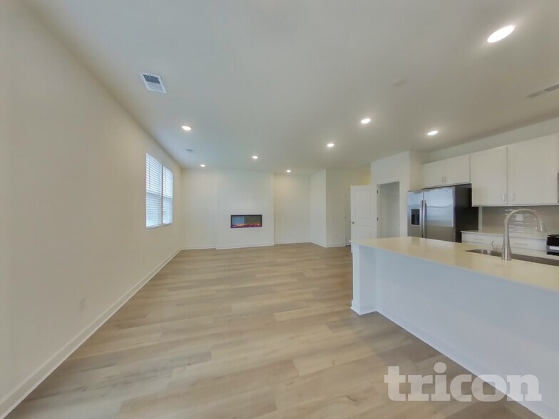 Building Photo - 1362 Georgetown Dr