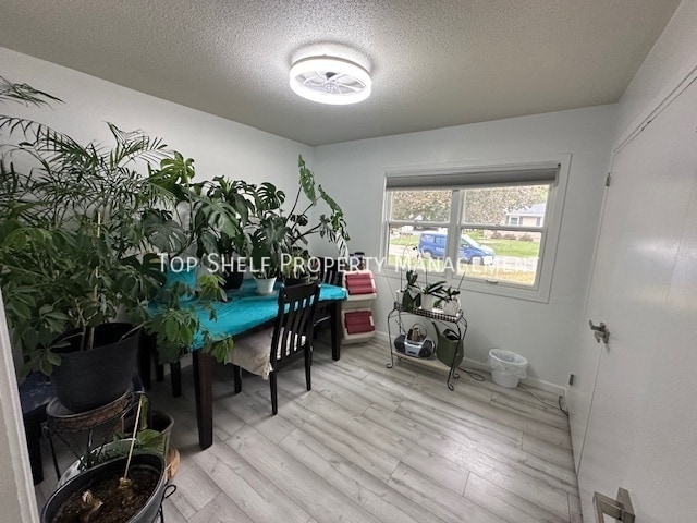 Building Photo - 407 S Clark Ave