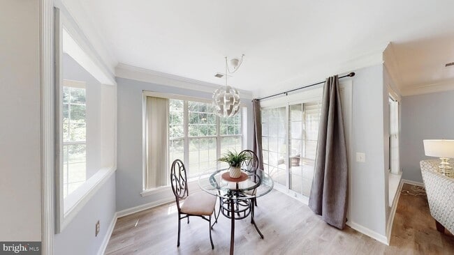 Building Photo - 46895 Eaton Terrace