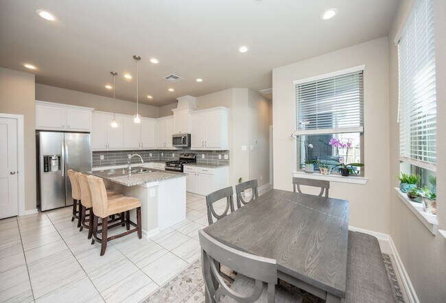 Building Photo - 1539 Rustling Creek Dr