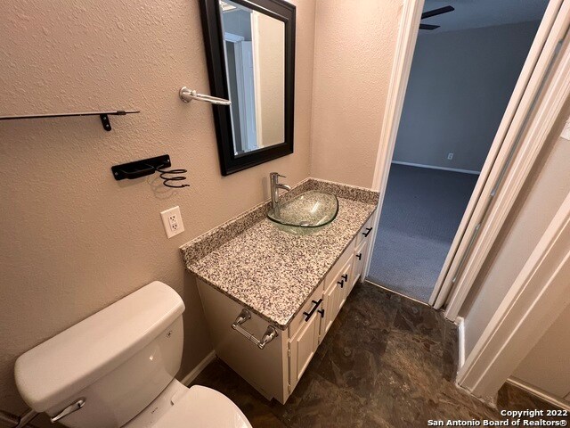 Building Photo - 645 Strings Dr