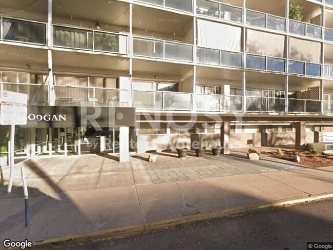 Building Photo - 888 Logan St