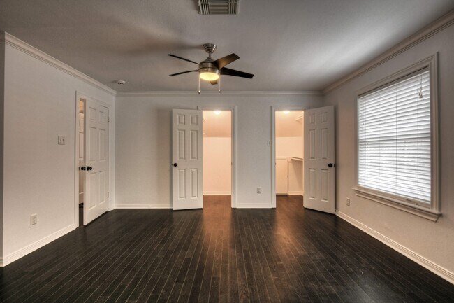 Building Photo - 5912 Auden St