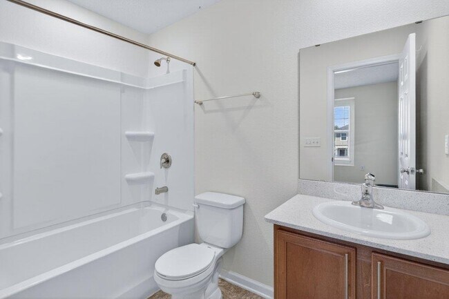 Building Photo - 43 Mustard Hl Ct