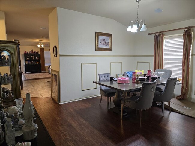 Building Photo - 1813 Slate Creek Dr