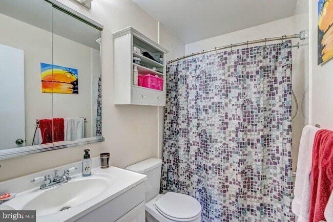 Building Photo - 1677 Brice Ct