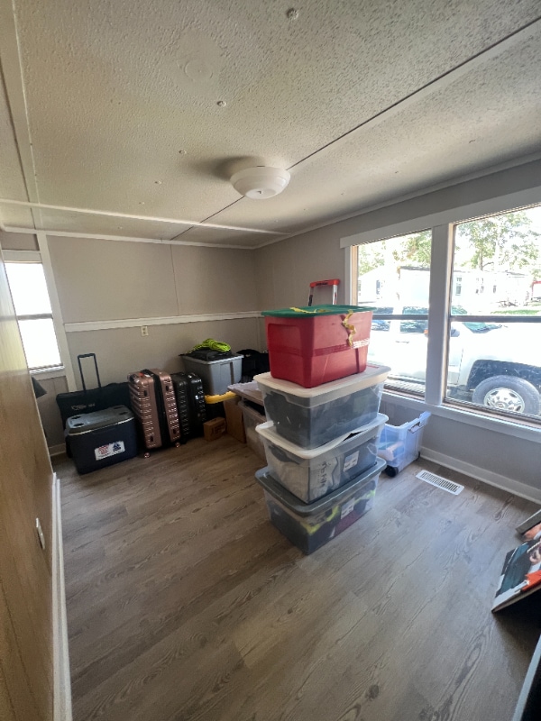 Building Photo - 43 Bridle St