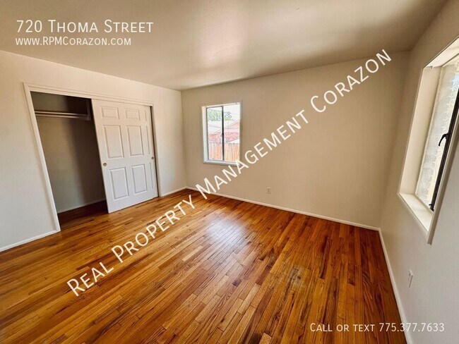 Building Photo - 720 Thoma St