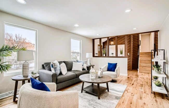 Building Photo - 30150 Stagecoach Blvd
