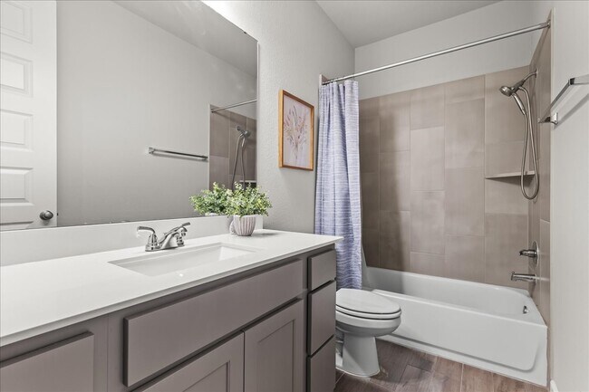 Building Photo - 4910 Morrison Dr