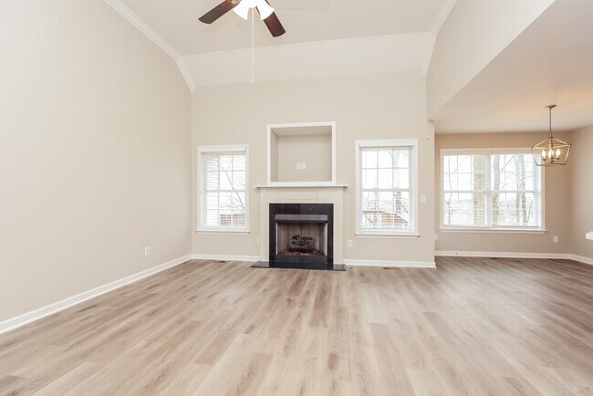 Building Photo - 8011 Tiger Ct