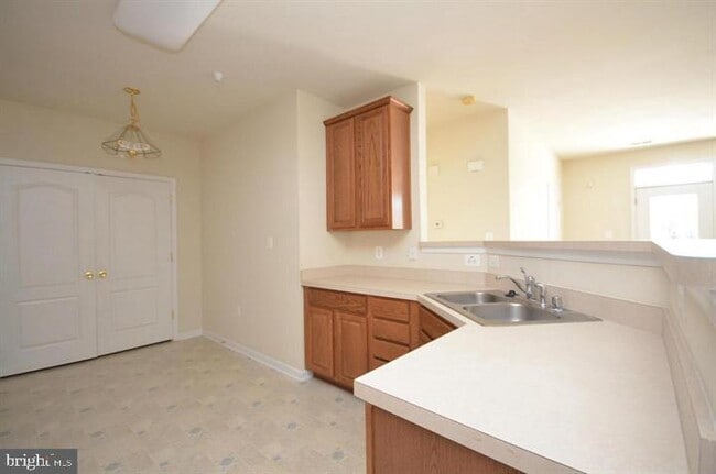 Building Photo - 9700 Elzey Place