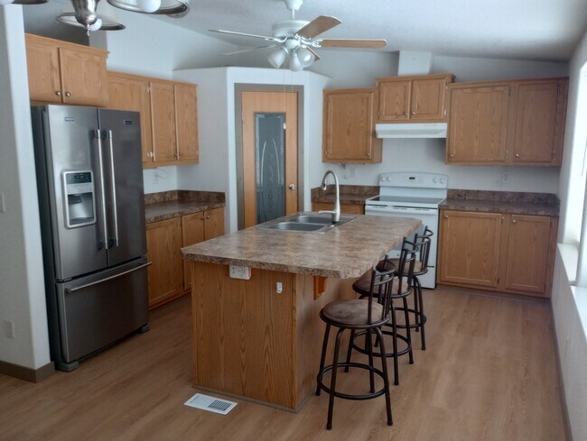 Building Photo - 507 Wyoming St