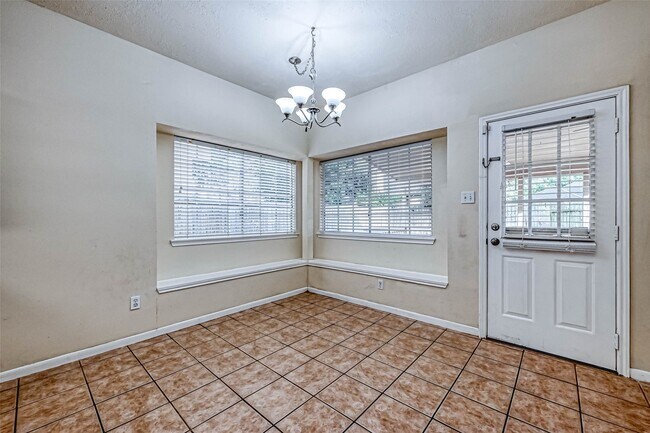 Building Photo - 17935 Western Pass Ln