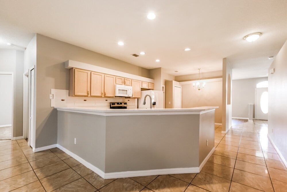 Building Photo - 450 Chapelwood Dr